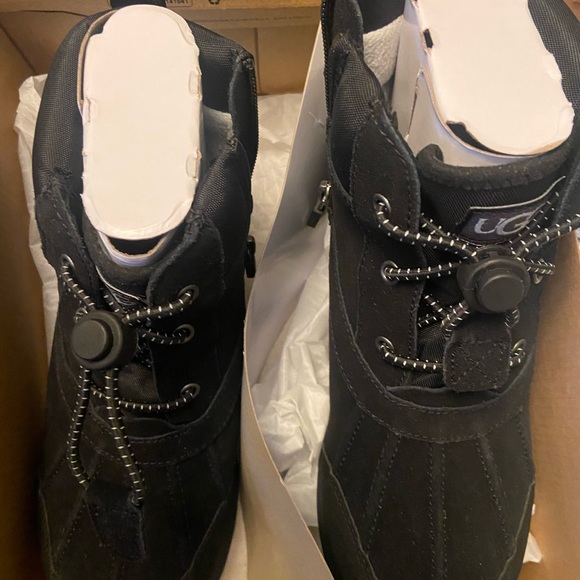 Ugh Turlock Waterproof Snow Boot - Picture 11 of 12